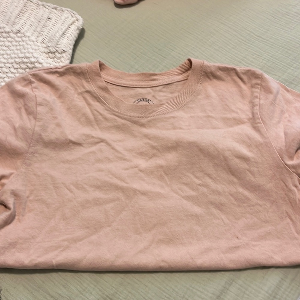 Urban outfitters pink t